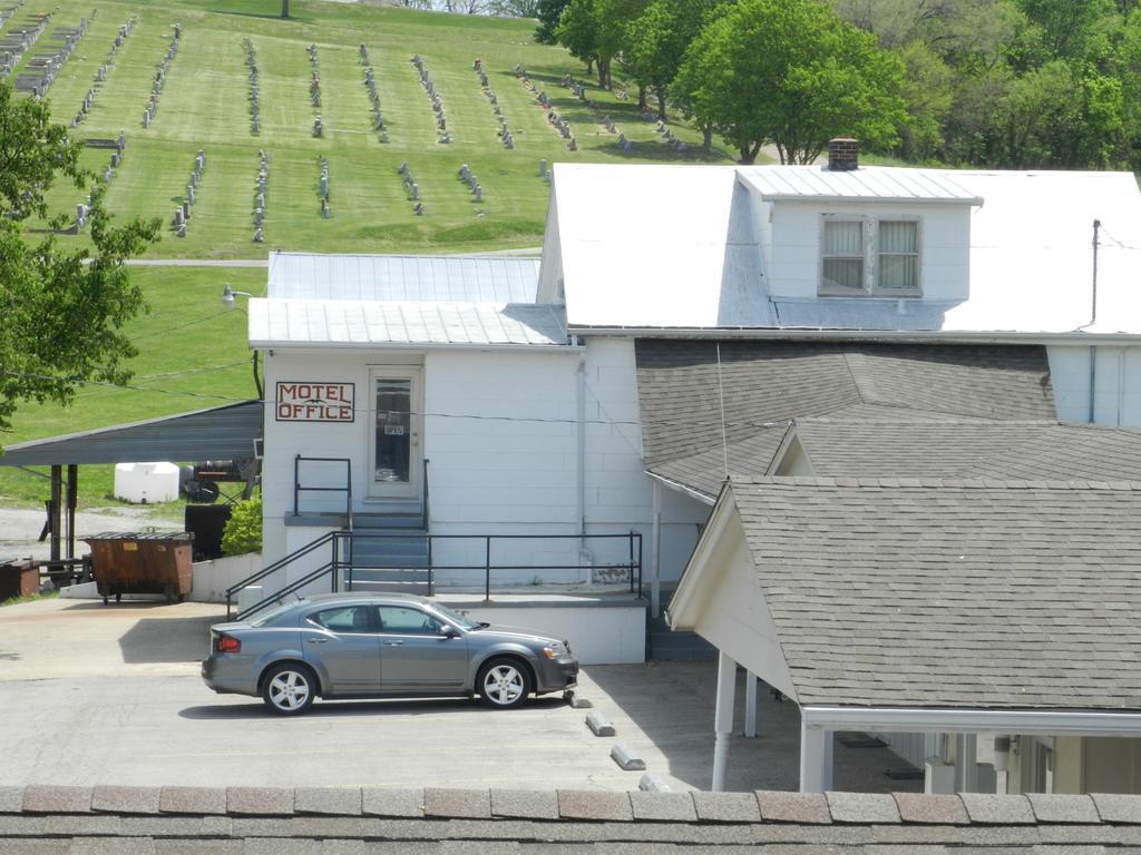 Hermann Motel Exterior photo